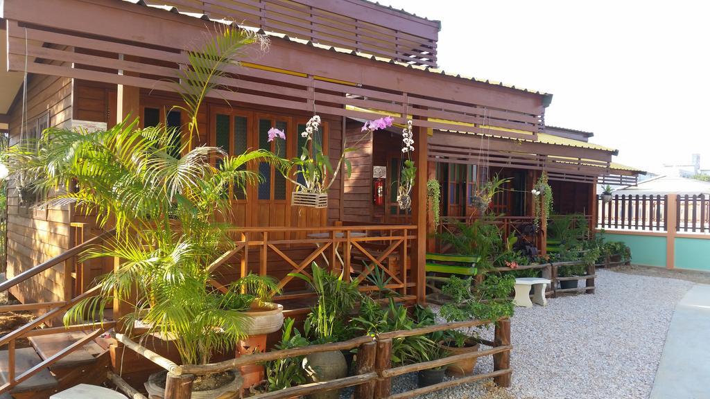Happy Guesthouse Bungalow Sukhothaï Extérieur photo