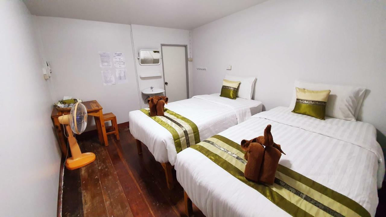 Happy Guesthouse Bungalow Sukhothaï Extérieur photo