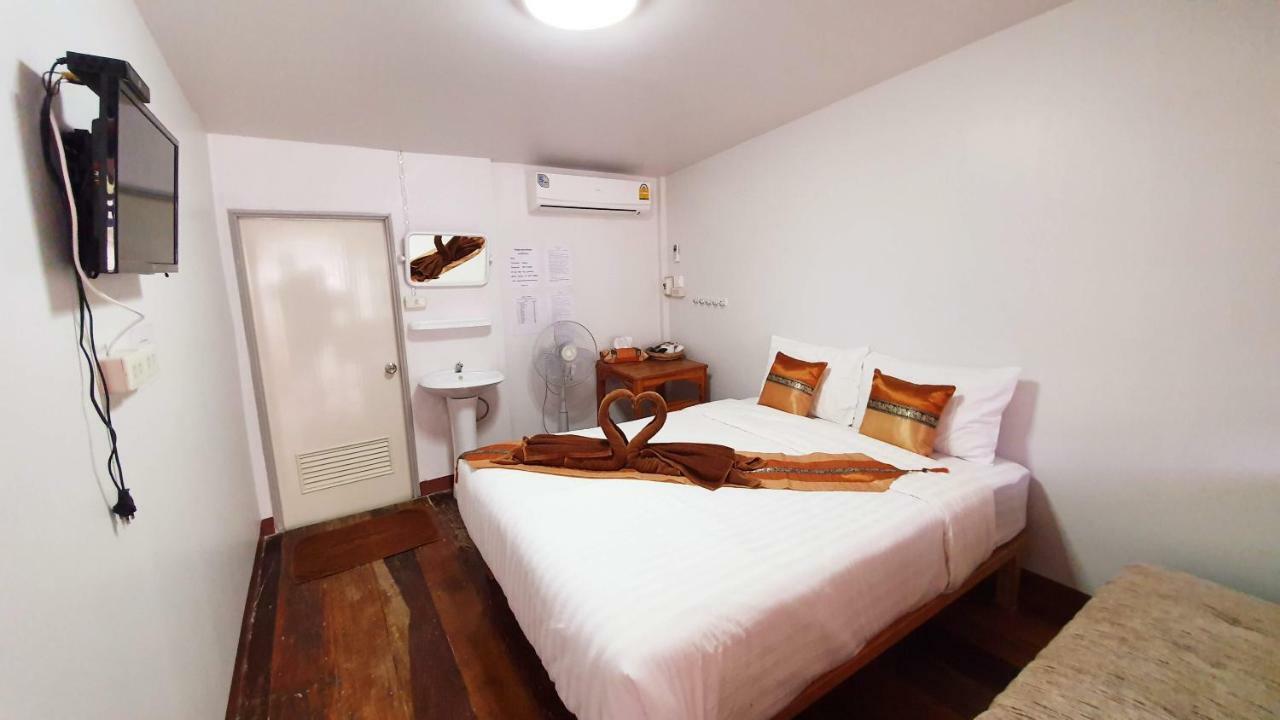 Happy Guesthouse Bungalow Sukhothaï Extérieur photo