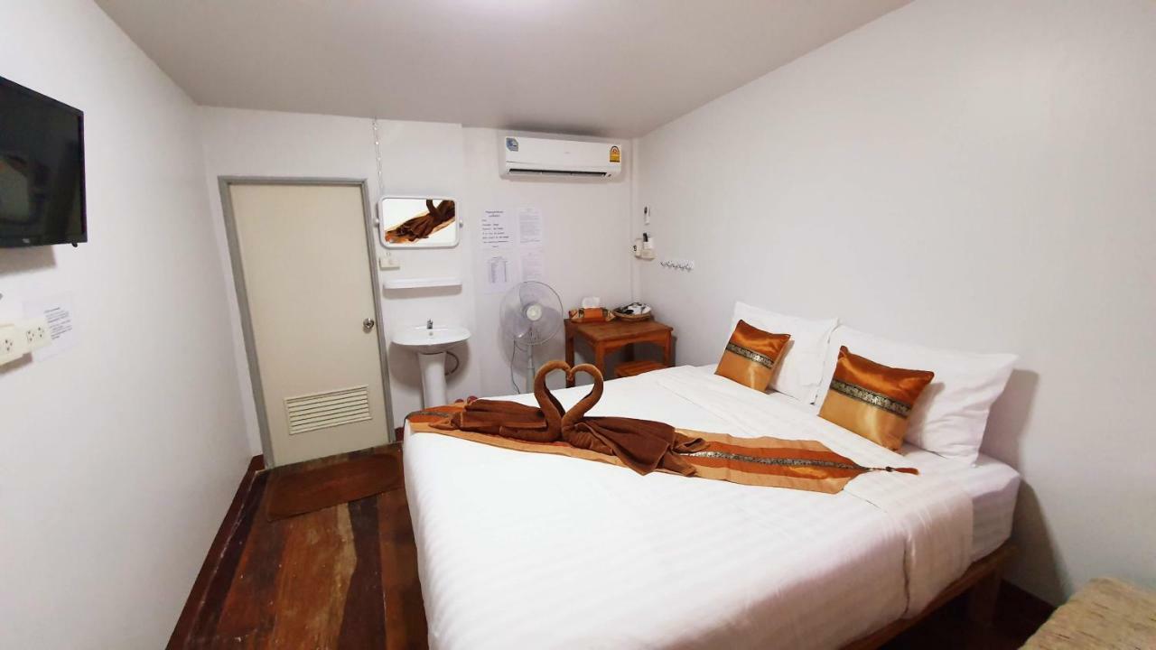 Happy Guesthouse Bungalow Sukhothaï Extérieur photo